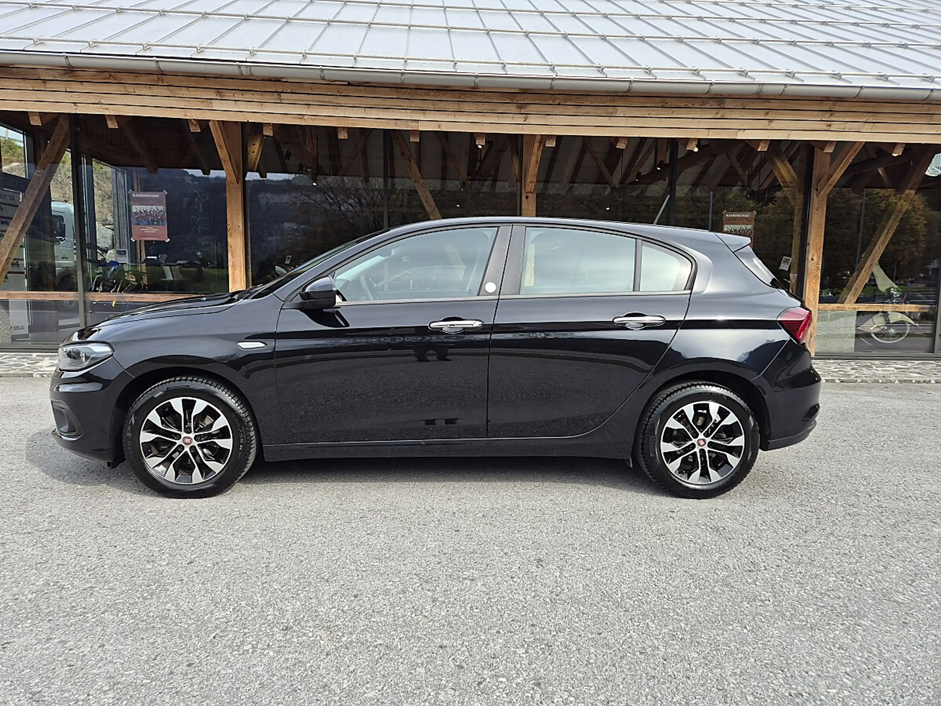 Fiat Tipo MultiJet 120 SCR Mirror — photo 2
