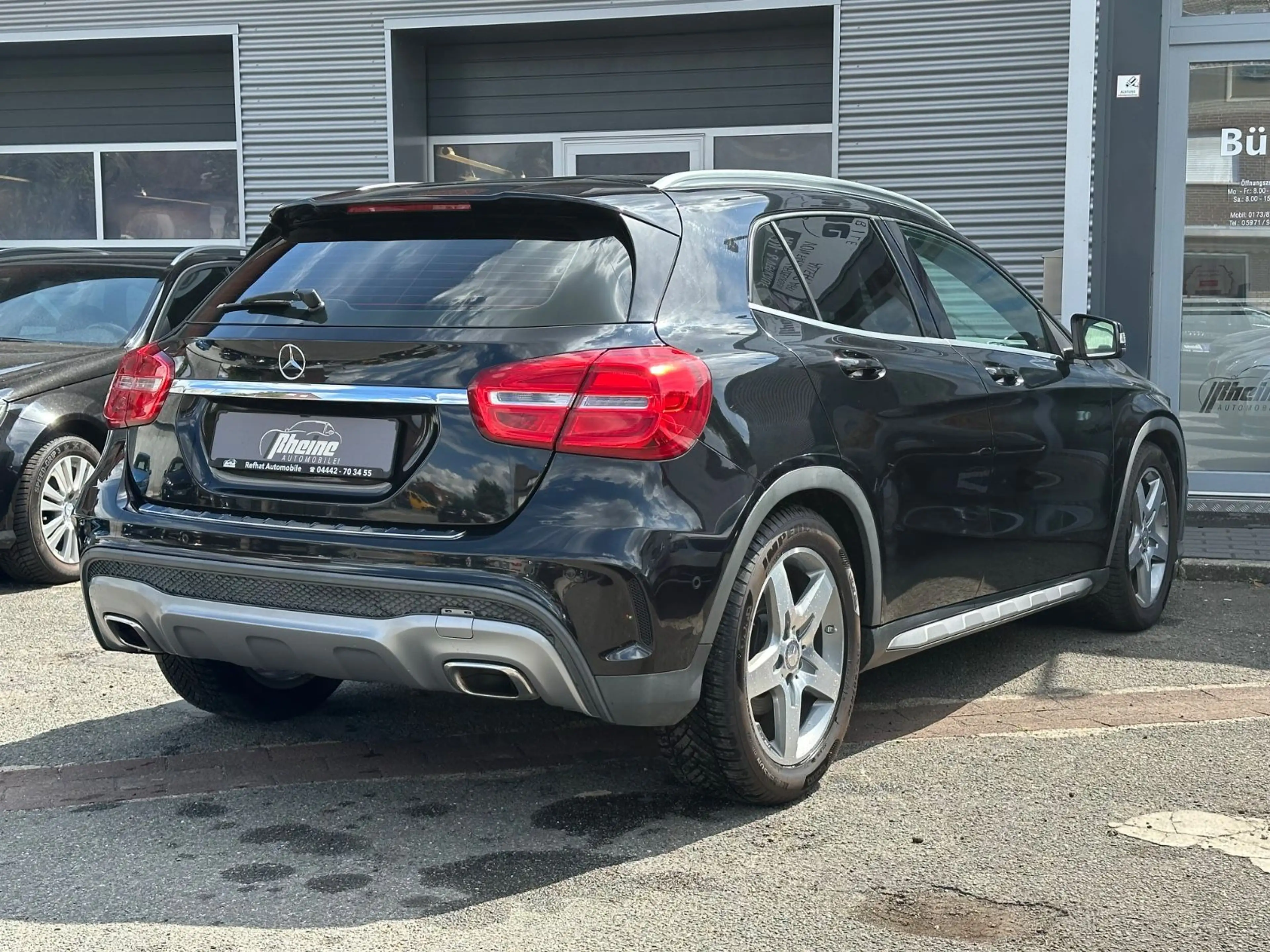 Mercedes-Benz GLA 220 CDI/d 4Matic*AMG*XENON*PDC*SHZ*NAVI* — photo 12