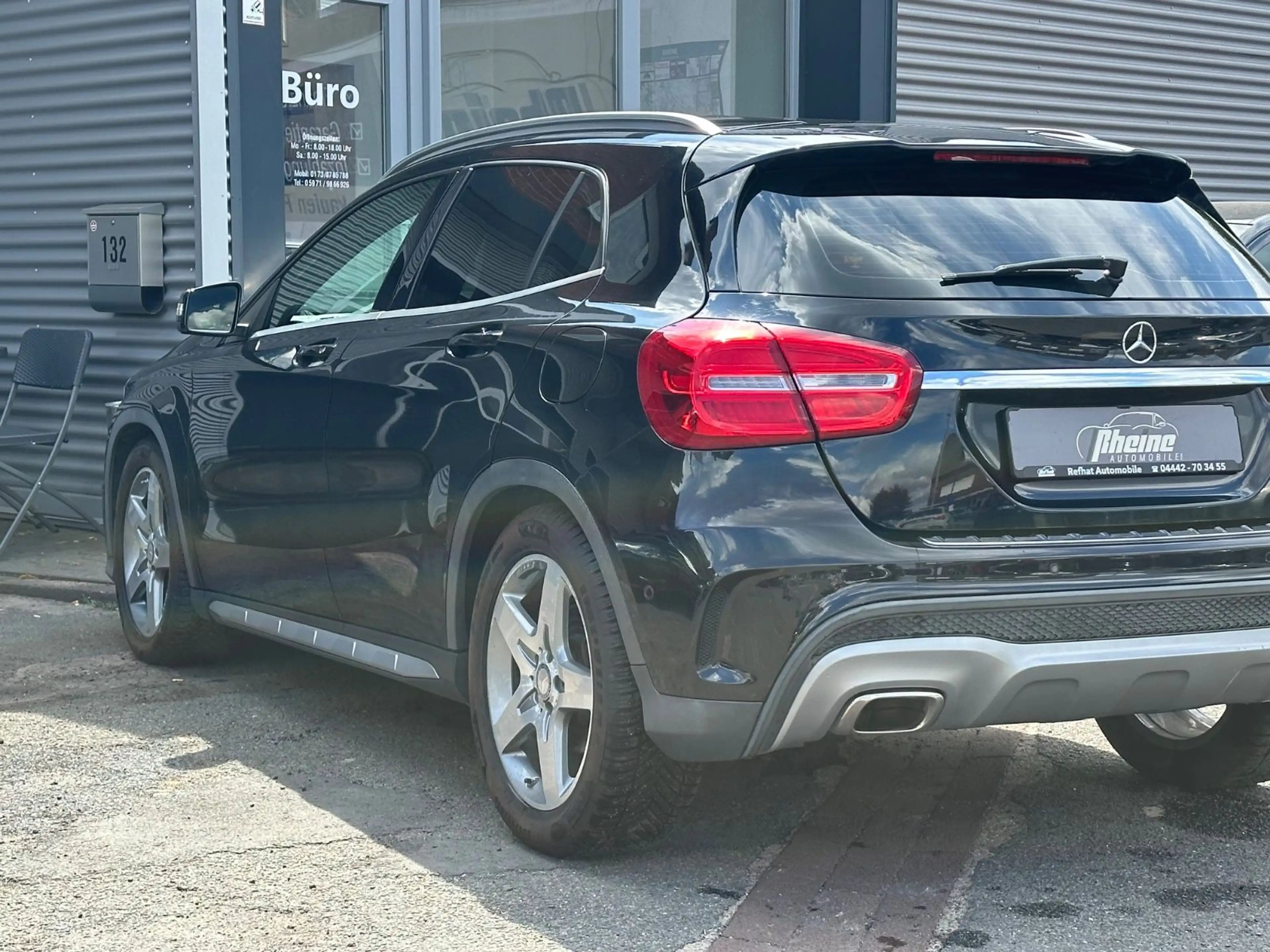 Mercedes-Benz GLA 220 CDI/d 4Matic*AMG*XENON*PDC*SHZ*NAVI* — photo 15