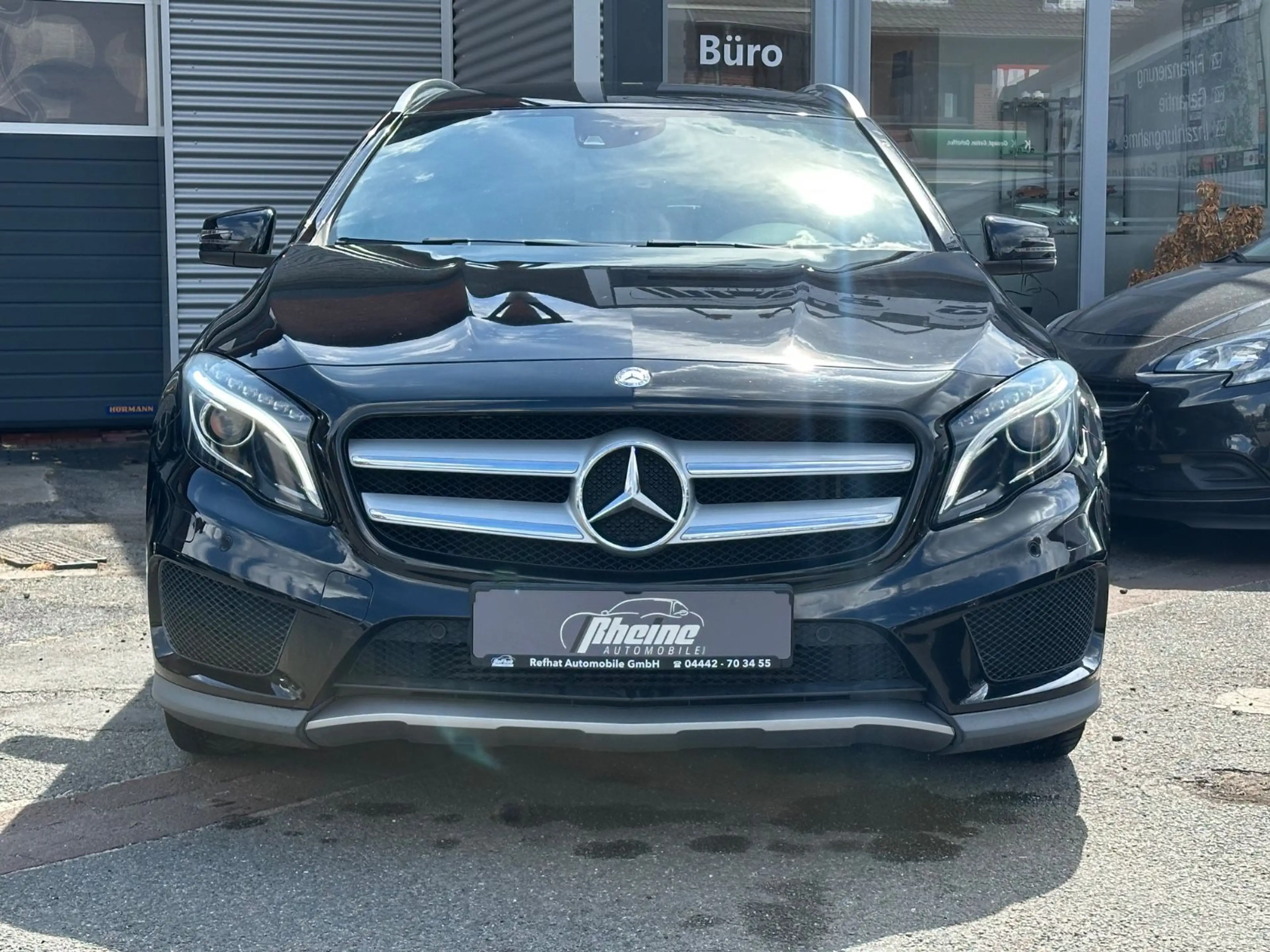 Mercedes-Benz GLA 220 CDI/d 4Matic*AMG*XENON*PDC*SHZ*NAVI* — photo 7