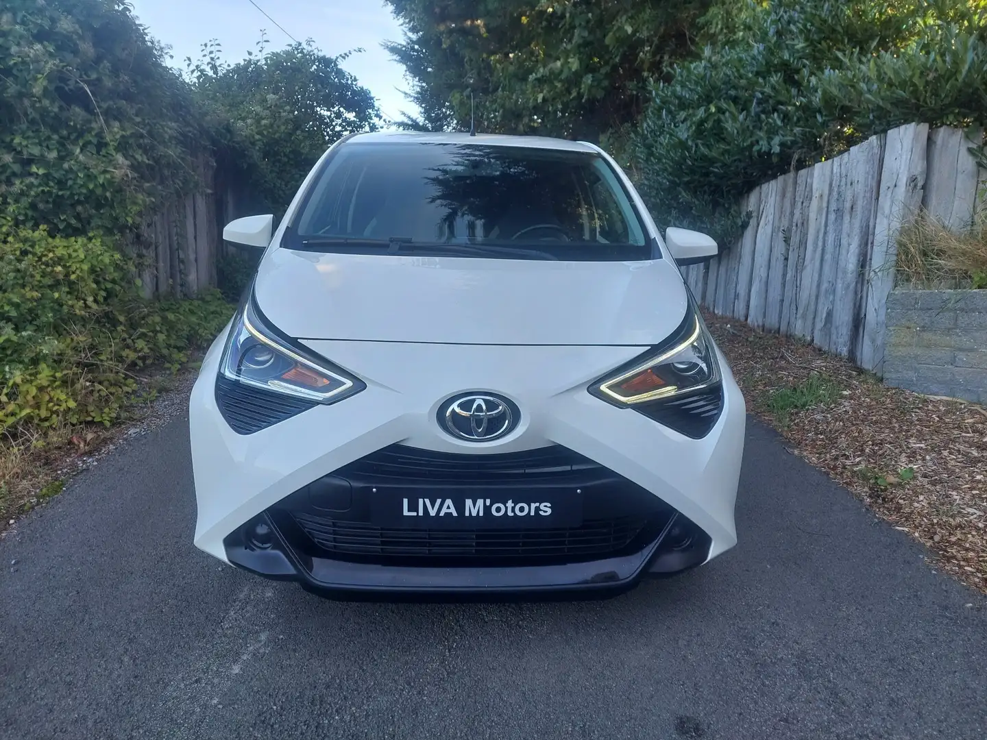 Toyota Aygo Aygo 1.0i VVT AIRCO * Euro 6C * Garantie 12 Mois * Blanc - 2