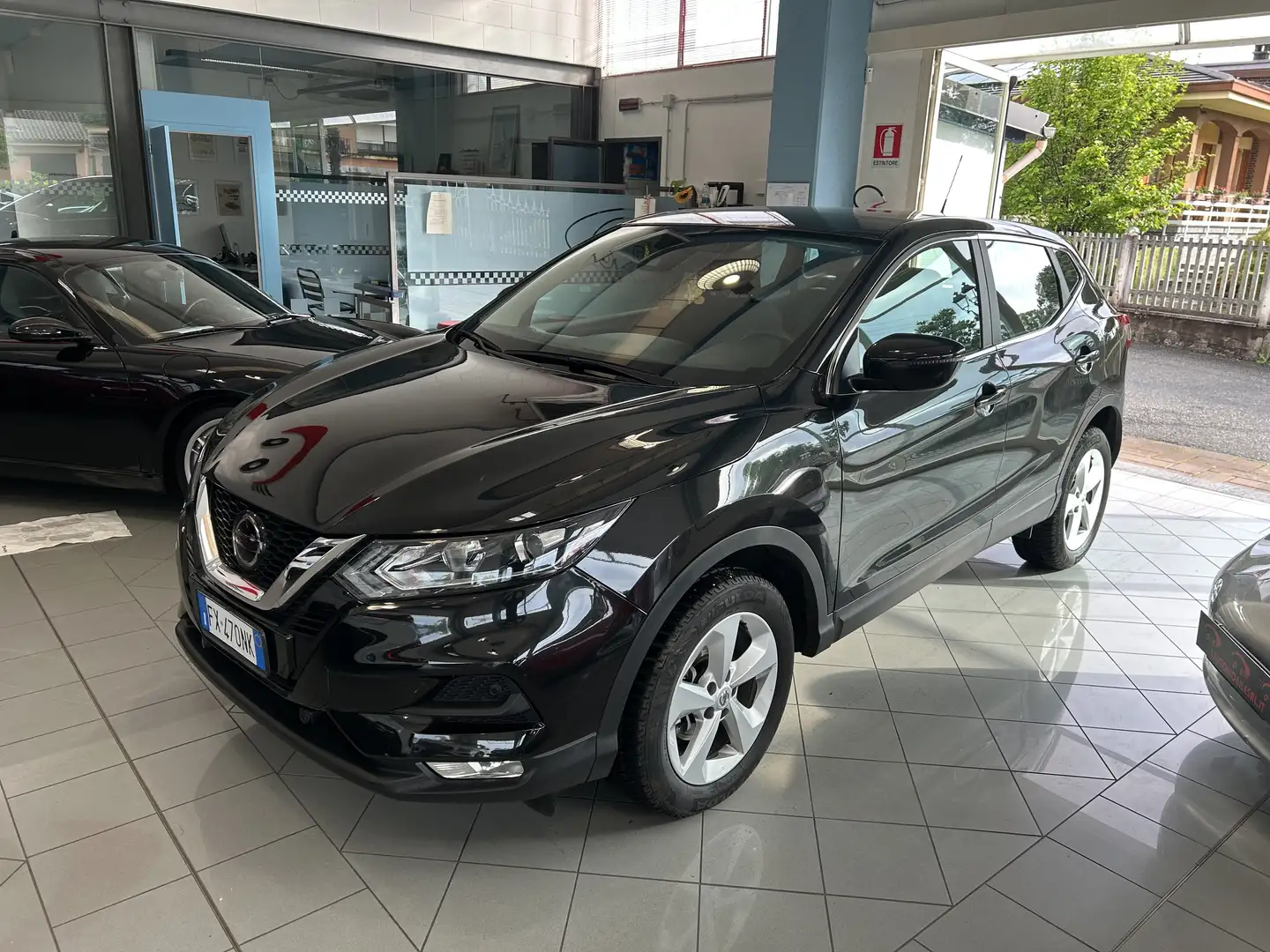 Nissan Qashqai Qashqai 1.3 dig-t Acenta 140cv Zwart - 1