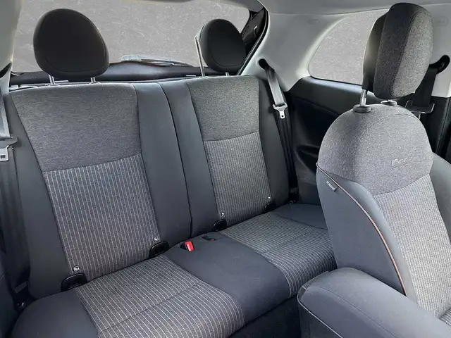 Fiat 500e view 8