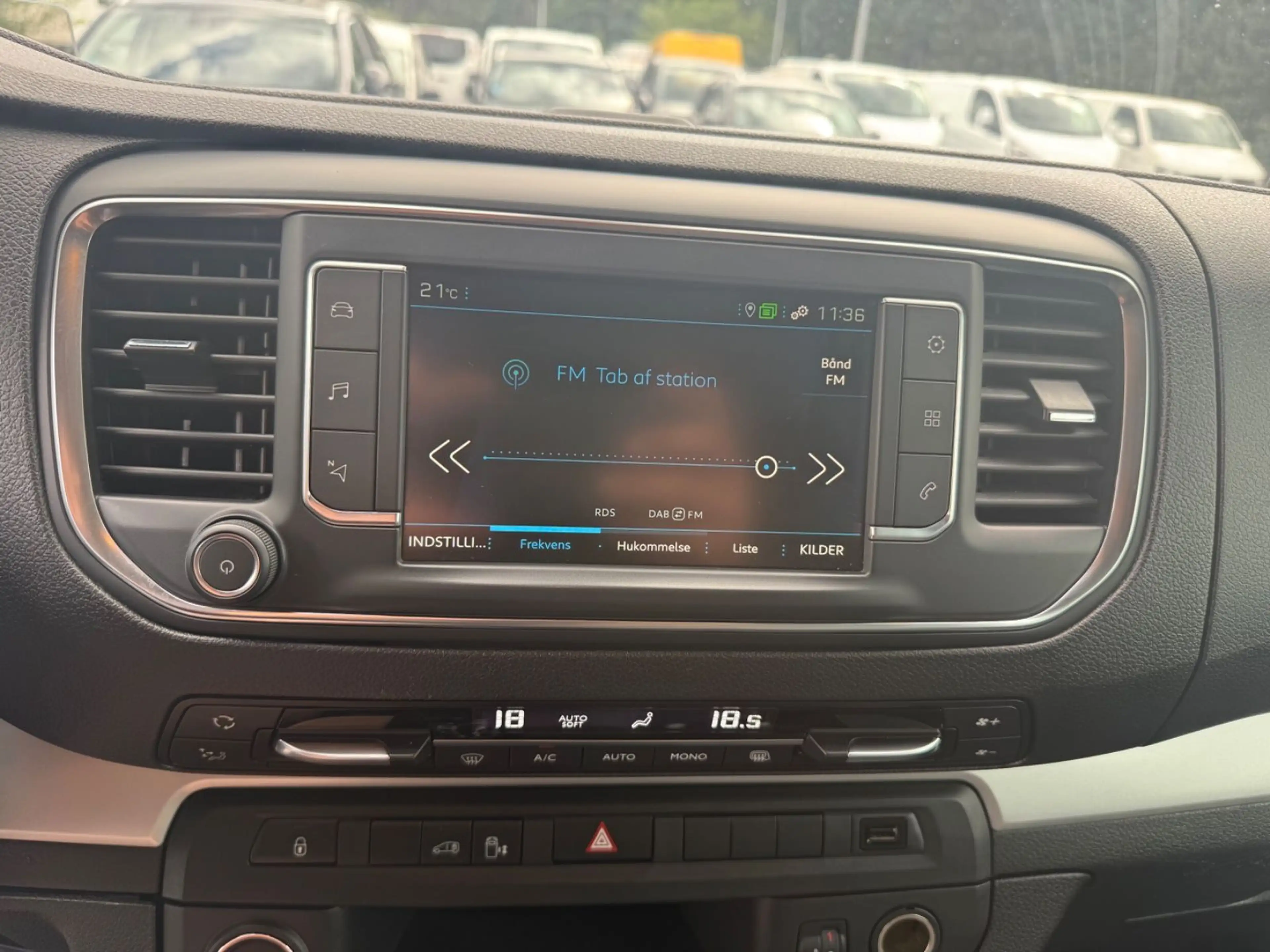 Peugeot Expert Kasten Asphalt Sport Edition L2 — photo 12