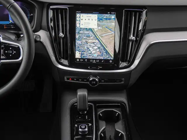 Volvo V60 view 12