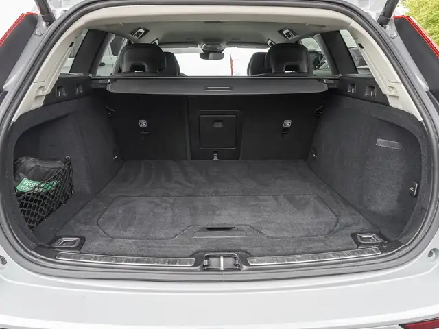 Volvo V60 view 17