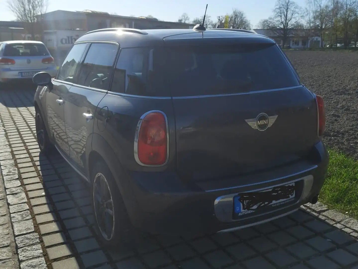 MINI Cooper Countryman Mini Cooper Countryman Brown - 2