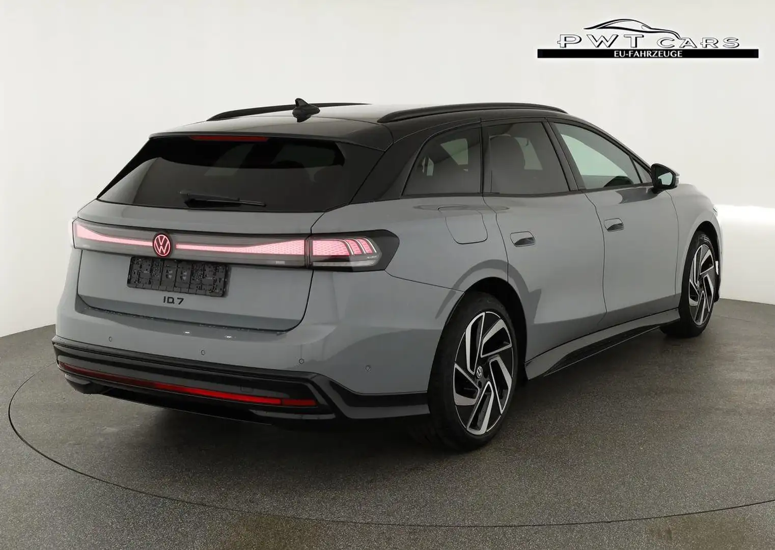 Volkswagen ID.7 Kombi Pro 210 kW Tourer Black, HuD, IQ.Light, I... Grau - 2