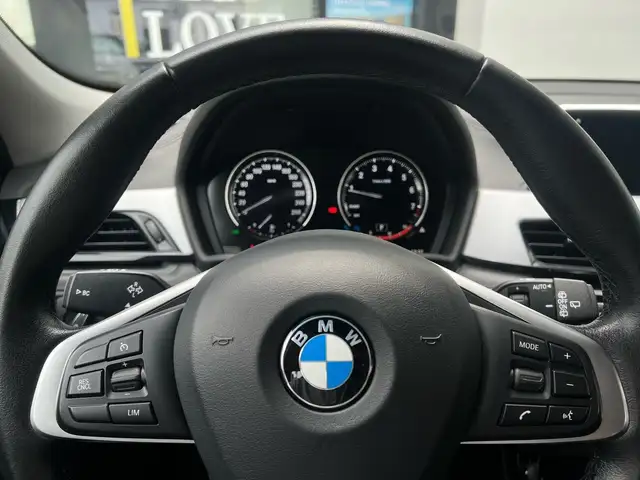 BMW X2 view 10