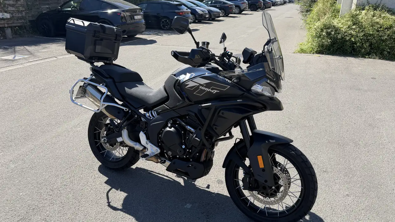 Cfmoto 700 MT