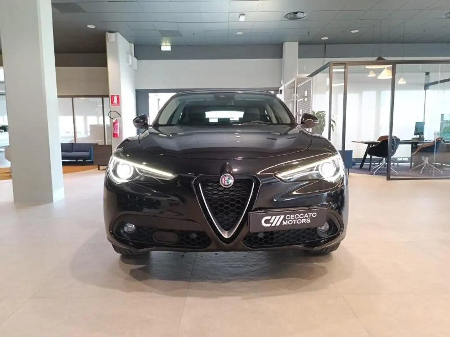 Alfa Romeo Stelvio 2.2 t Executive rwd 190cv auto Nero - 2