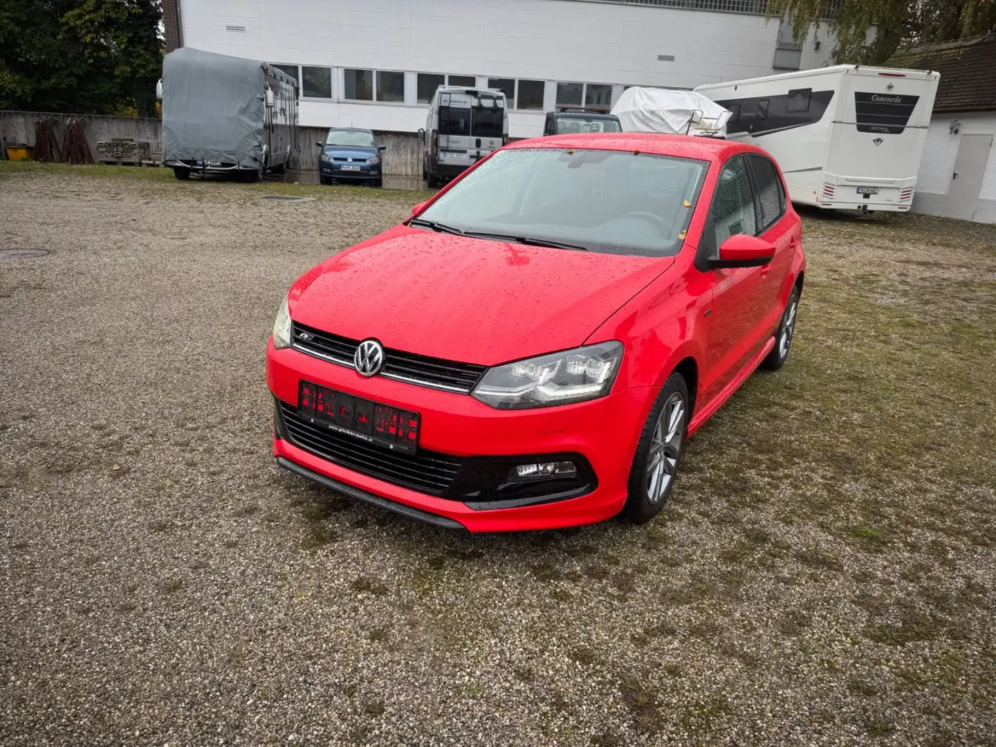 Volkswagen Polo V Lounge BMT/Start-Stopp R Line 9445 km Rot - 1