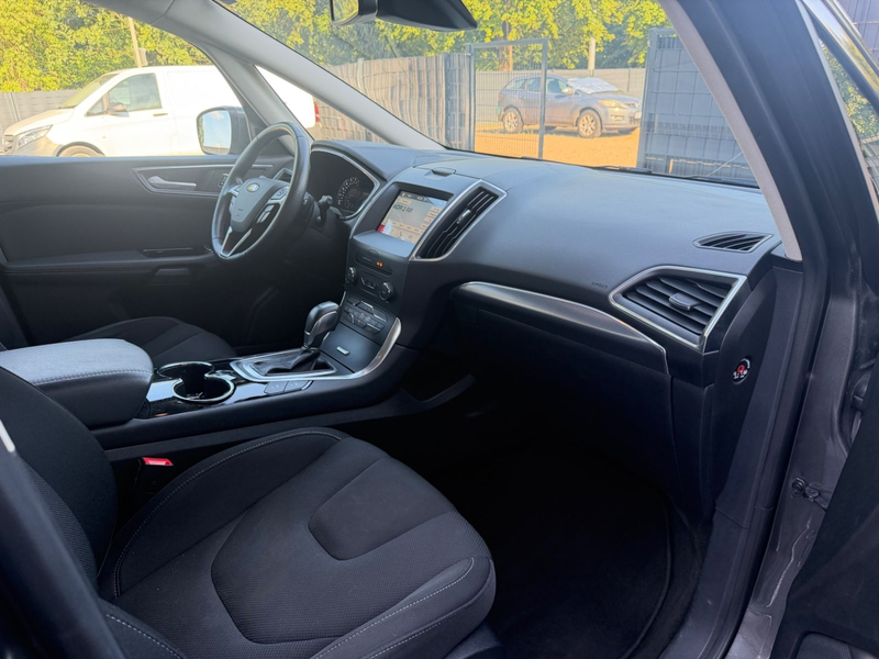 Ford S-Max Titanium Automatik AHK PDC LED SHZ — photo 12