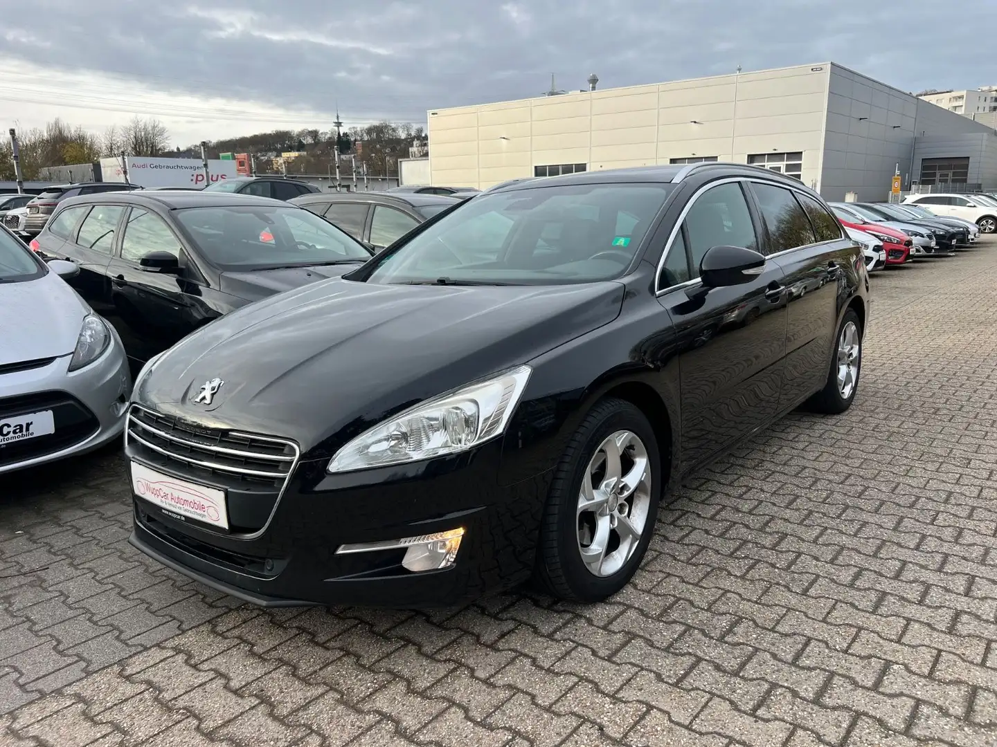 Peugeot 508 SW Active PANO*NAVI*KLIMA*TEMP*PDC*ALU* Noir - 1