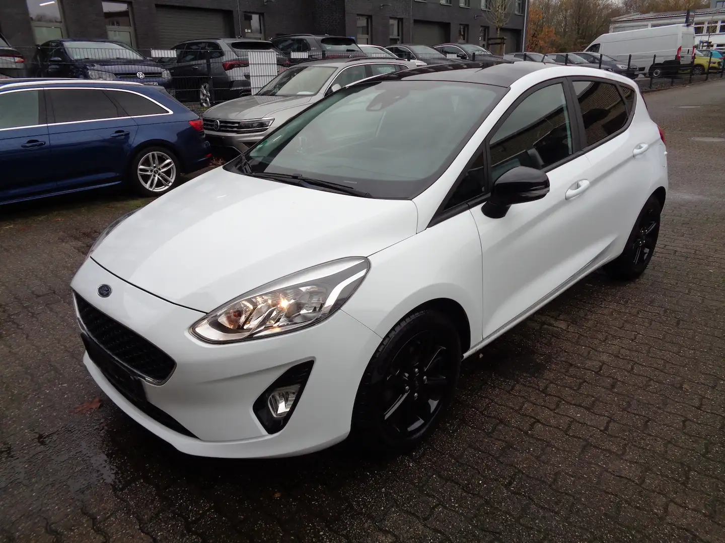 Ford Fiesta 1.0, Klimatr., PDC, Navi, SHZ, 1.Hand Blanc - 1