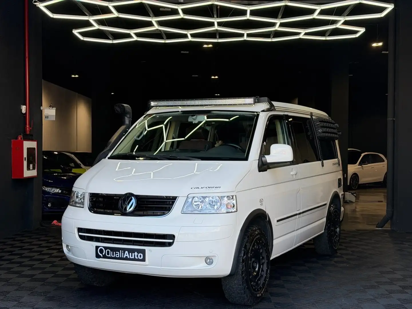 Volkswagen Beach 2.5 TDI 174cv Blanco - 1