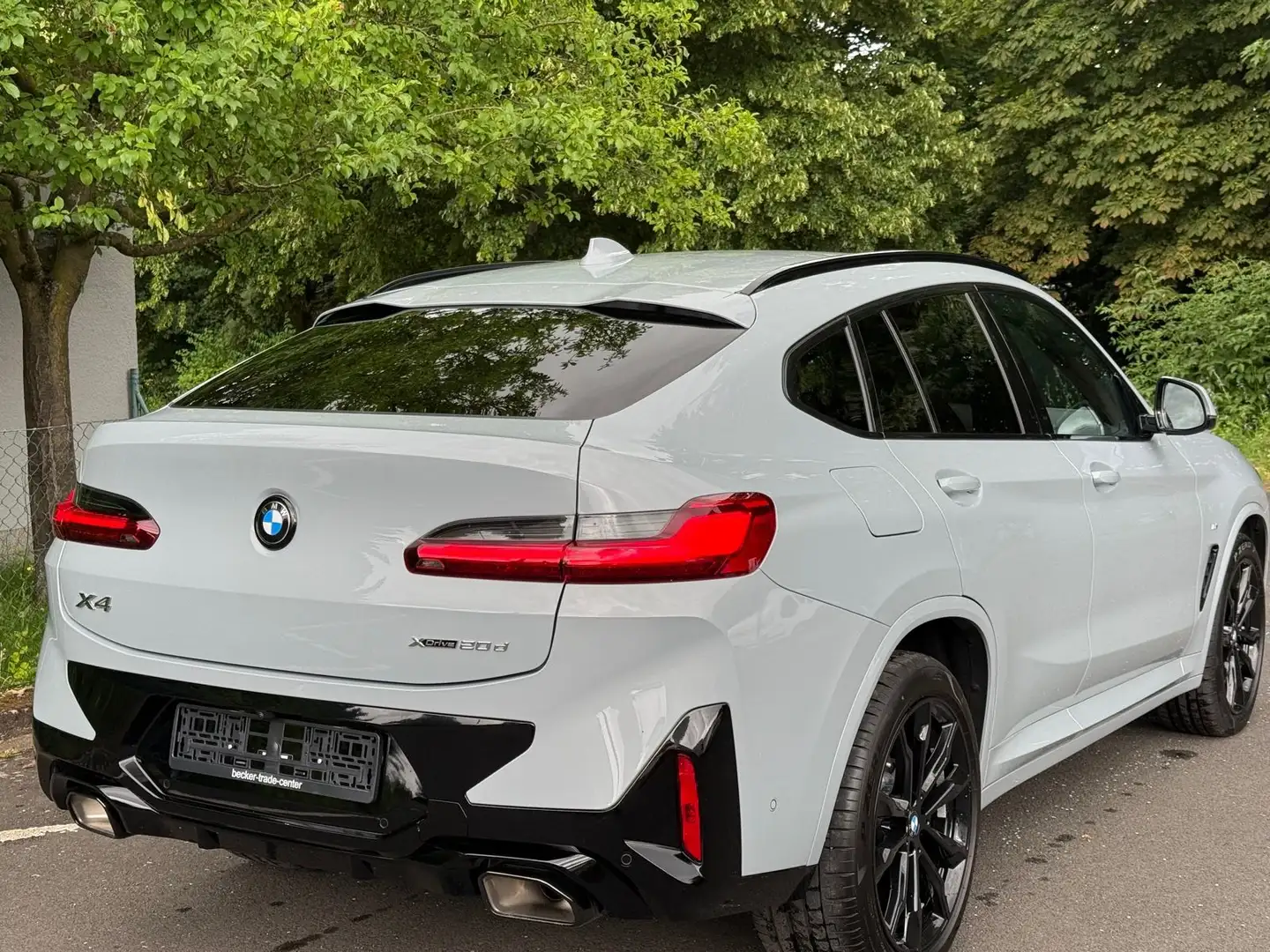 BMW X4 Baureihe X4 xDrive 20 d M Sport Grey - 2