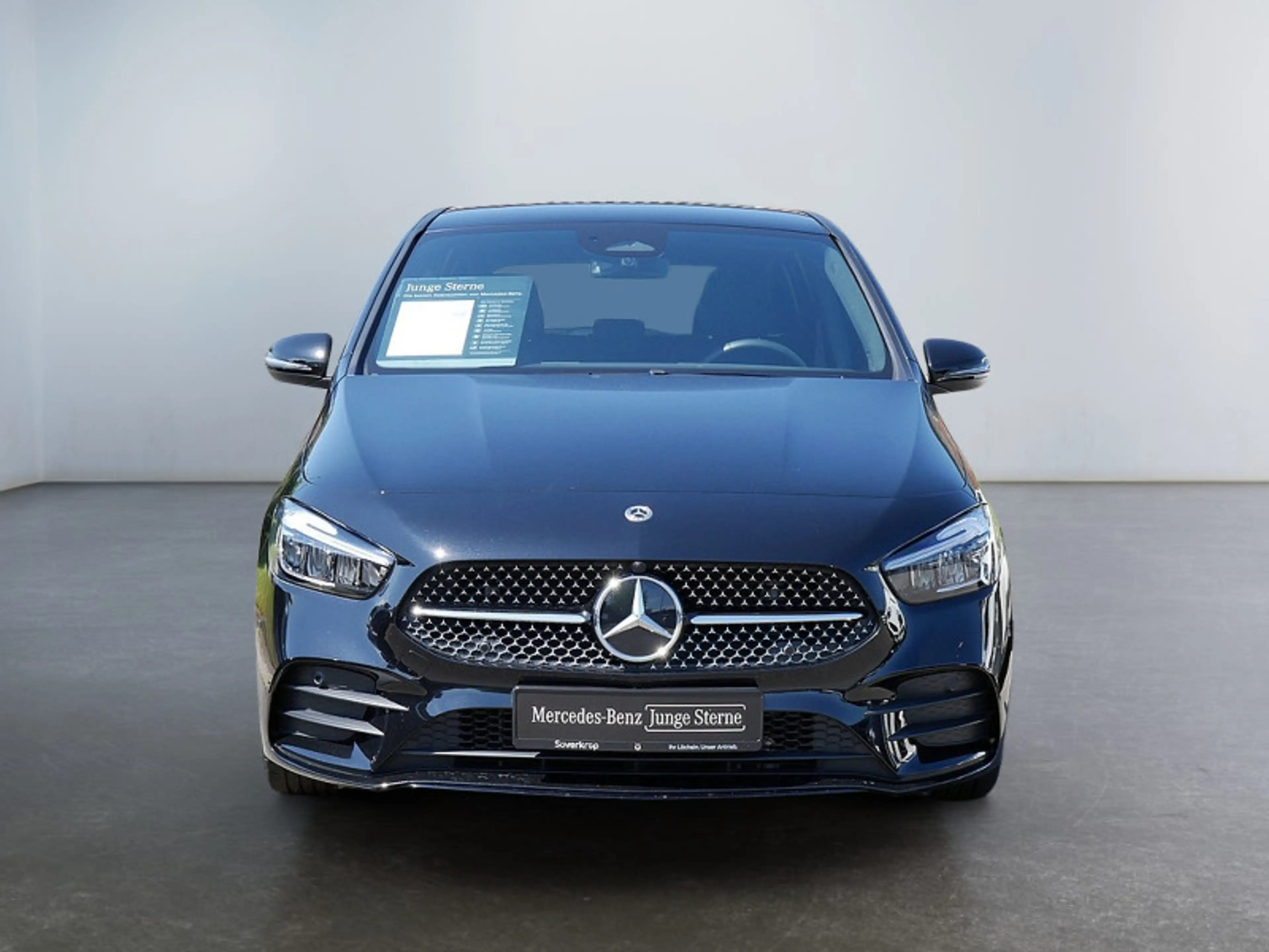 Mercedes-Benz B 200 //  AMG NIGHT AHK KAMERA SPUR PDC SHZ — photo 4