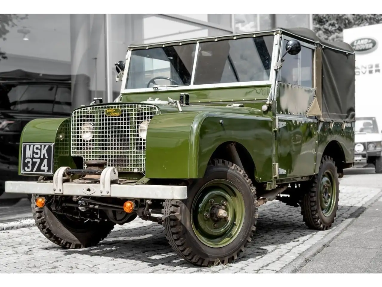 Land Rover Series 80 Lights behind the grill, foto 4