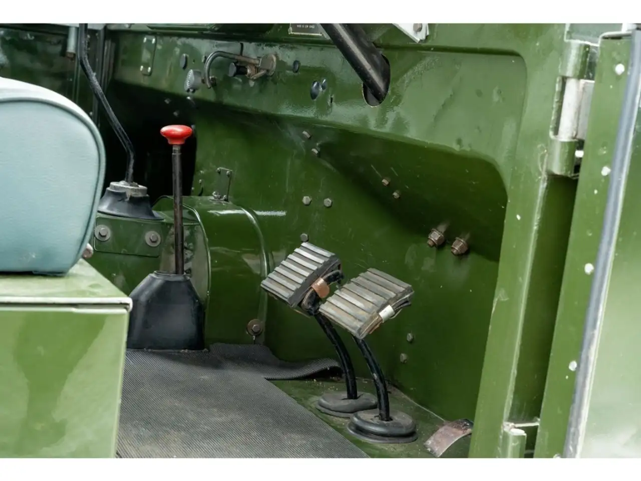 Land Rover Series 80 Lights behind the grill, foto 11