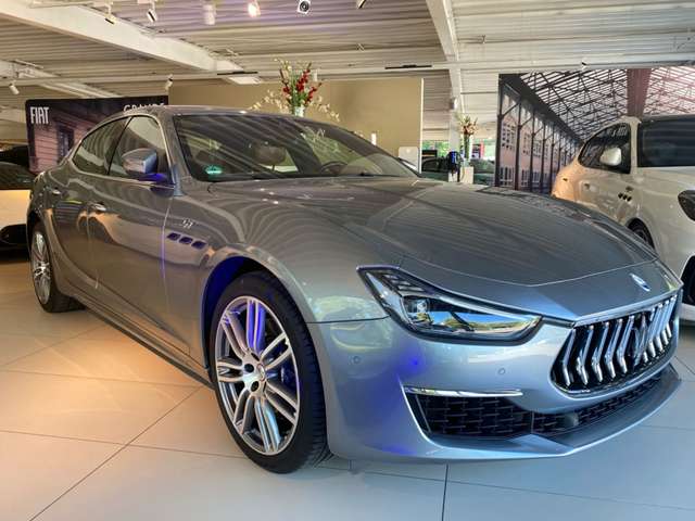 Maserati Ghibli GT limitierte ZEGNA Edition *Maserati-IN*