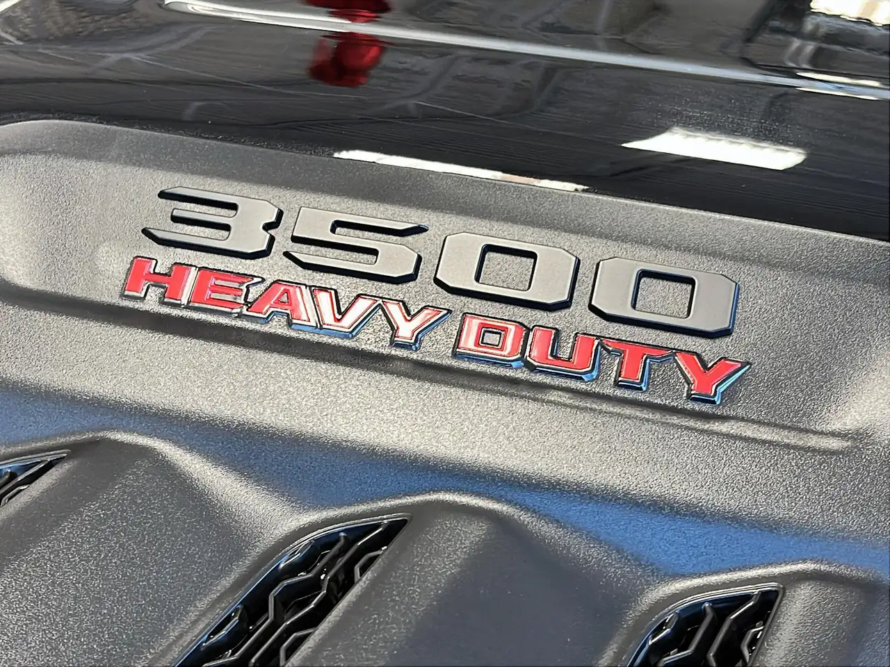 RAM 3500 снимка RAM 3500