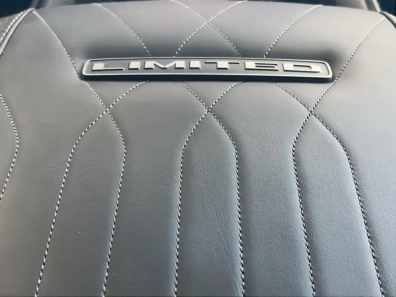 RAM 3500 снимка RAM 3500