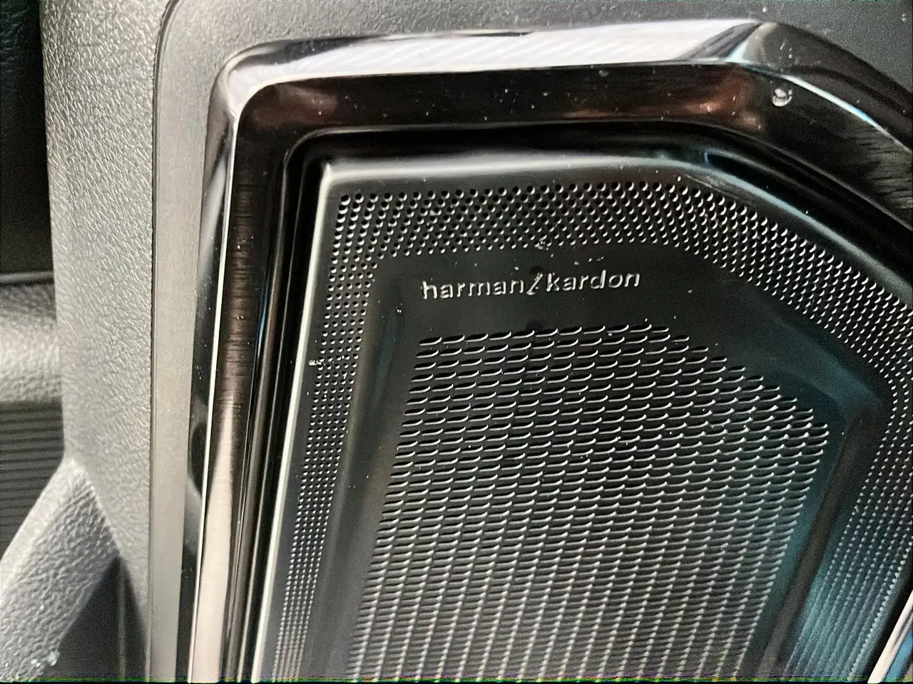 RAM 3500 снимка RAM 3500