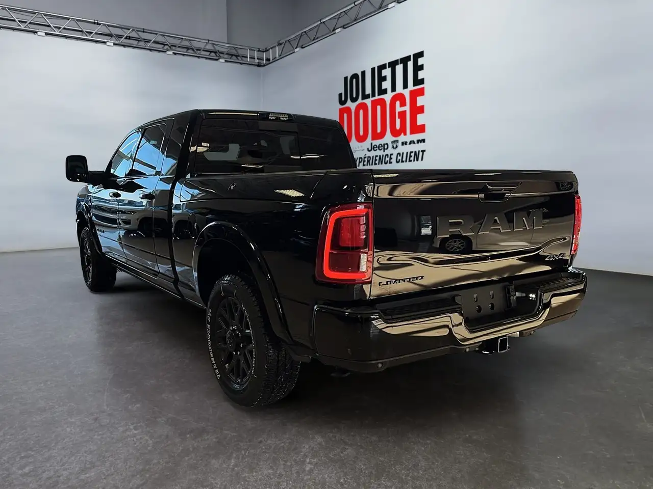 RAM 3500 снимка RAM 3500