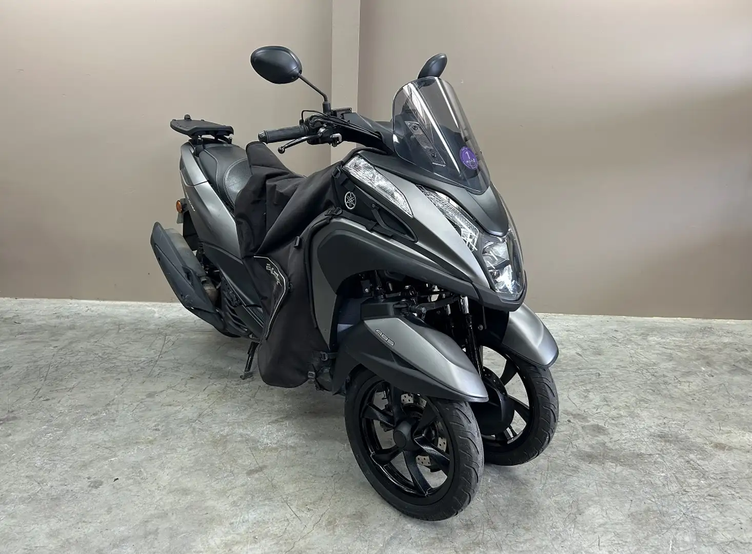 Yamaha TriCity Grau - 2