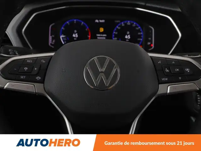 Volkswagen T-Cross view 20