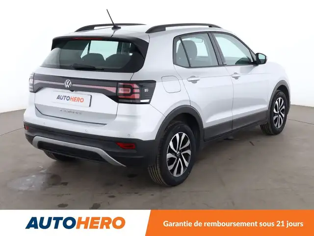 Volkswagen T-Cross view 6