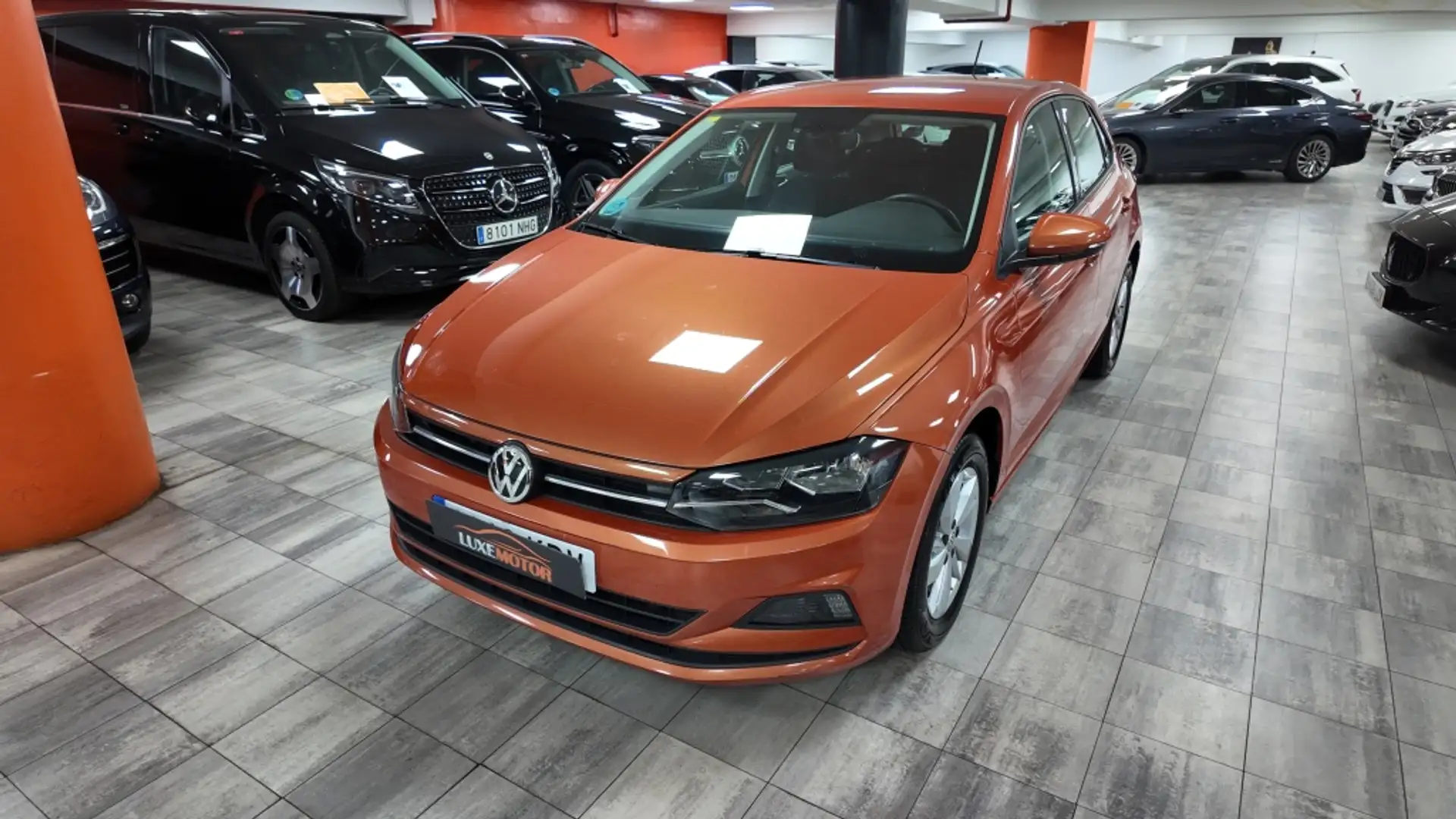 Volkswagen Polo 1.0 TSI Advance DSG 70kW Naranja - 1