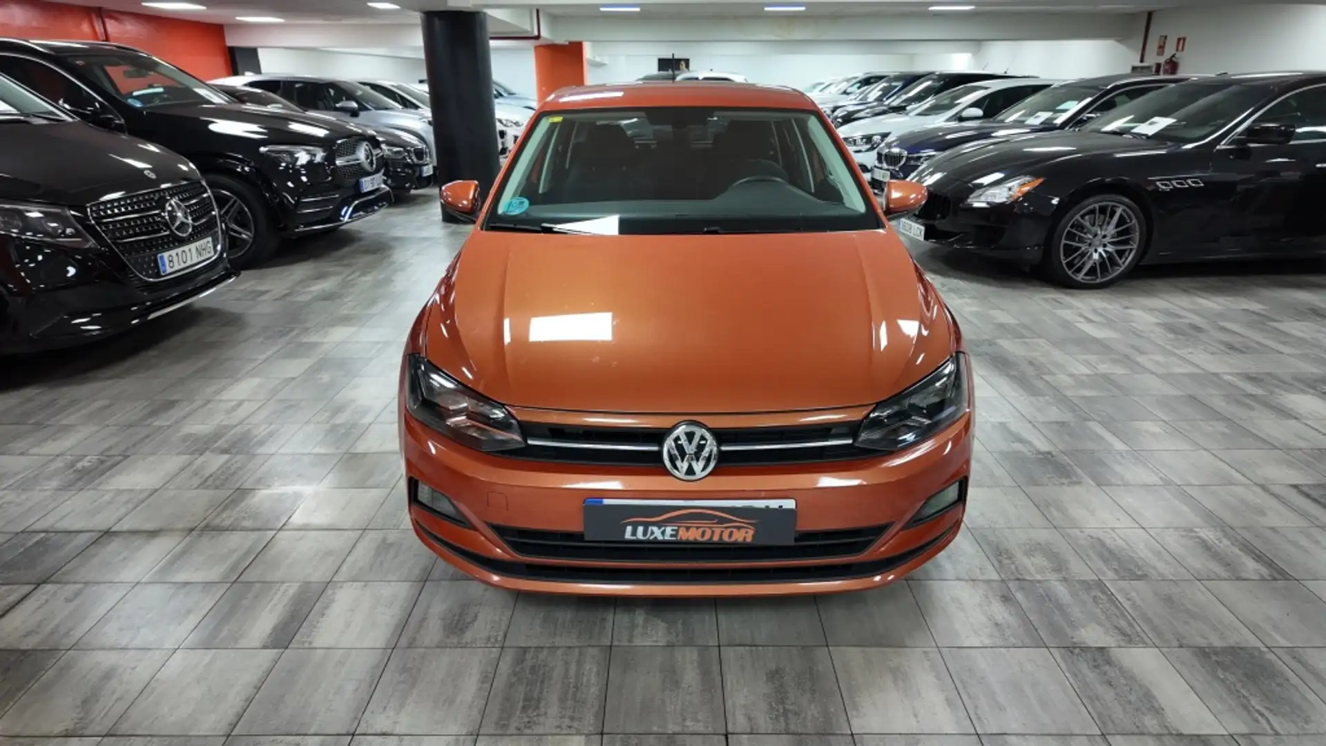 Volkswagen Polo 1.0 TSI Advance DSG 70kW Naranja - 2