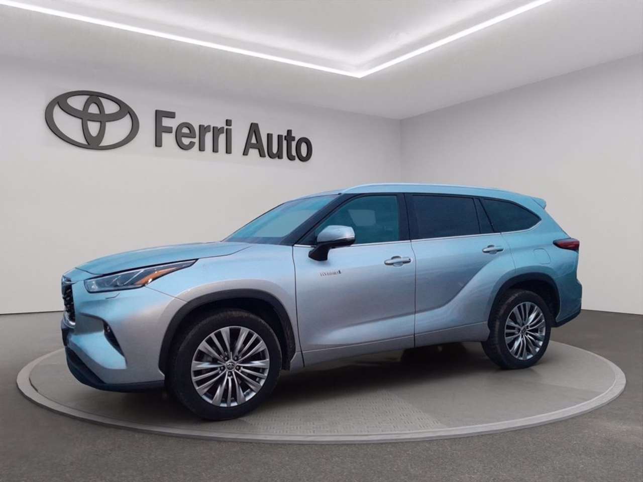 Toyota Highlander 2.5h lounge e-cvt