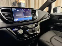 Chrysler Grand Caravan 2027 — фото 15