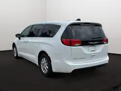 Chrysler Grand Caravan 2027