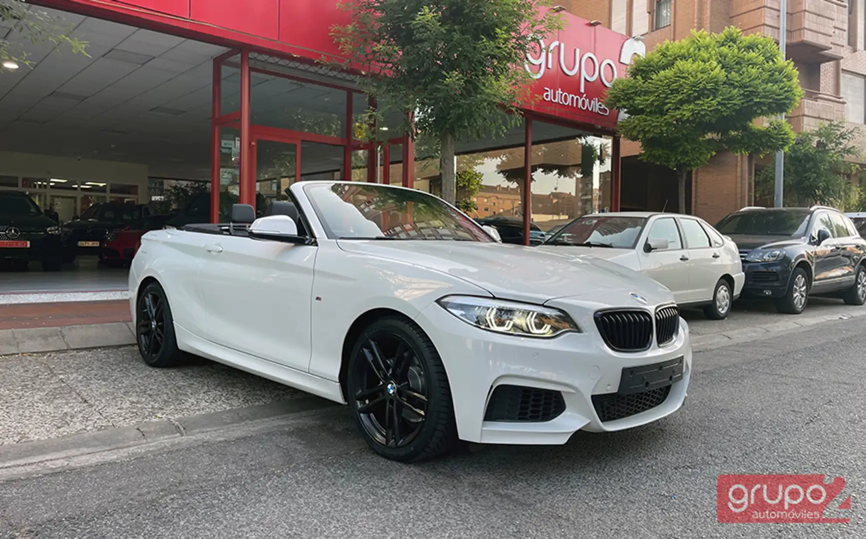 BMW 218 218iA Cabrio Blanco - 1