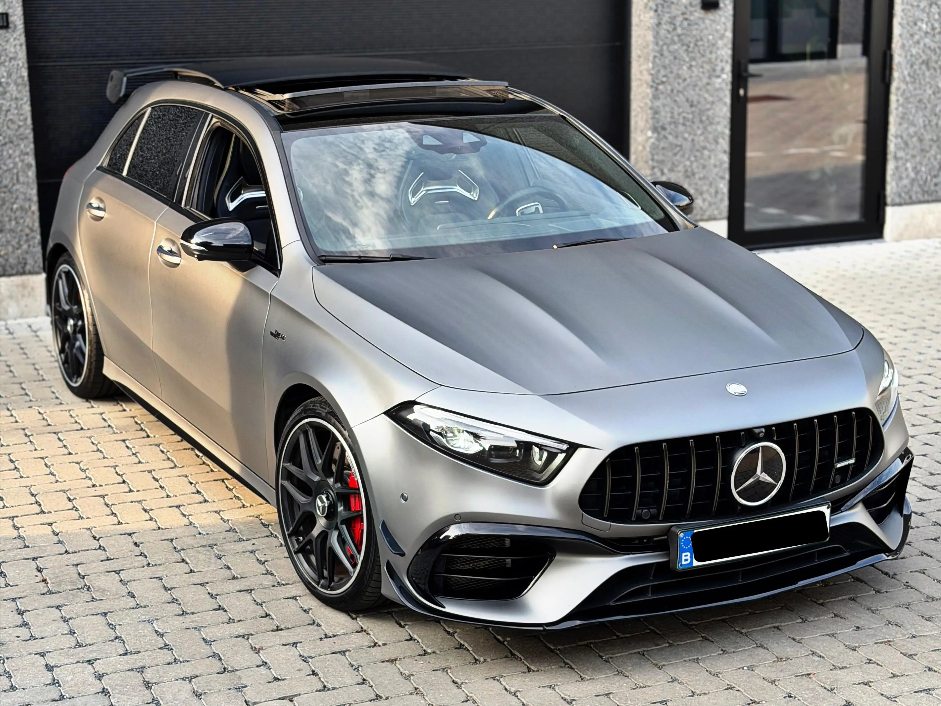 Mercedes-Benz A 45 AMG s Facelift/Mat Grey/Pano/Full/1J garantie — photo 2