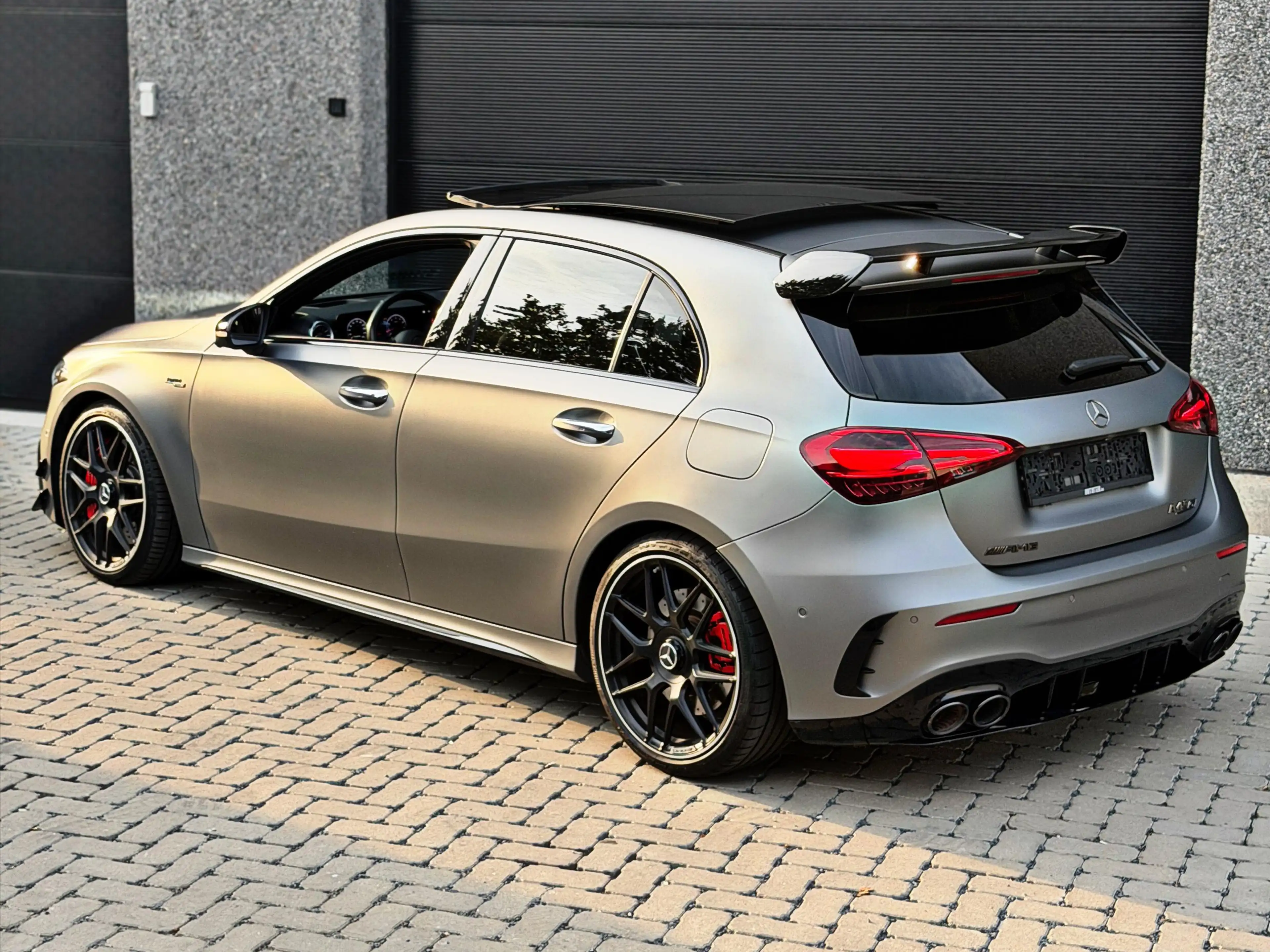 Mercedes-Benz A 45 AMG s Facelift/Mat Grey/Pano/Full/1J garantie — photo 8