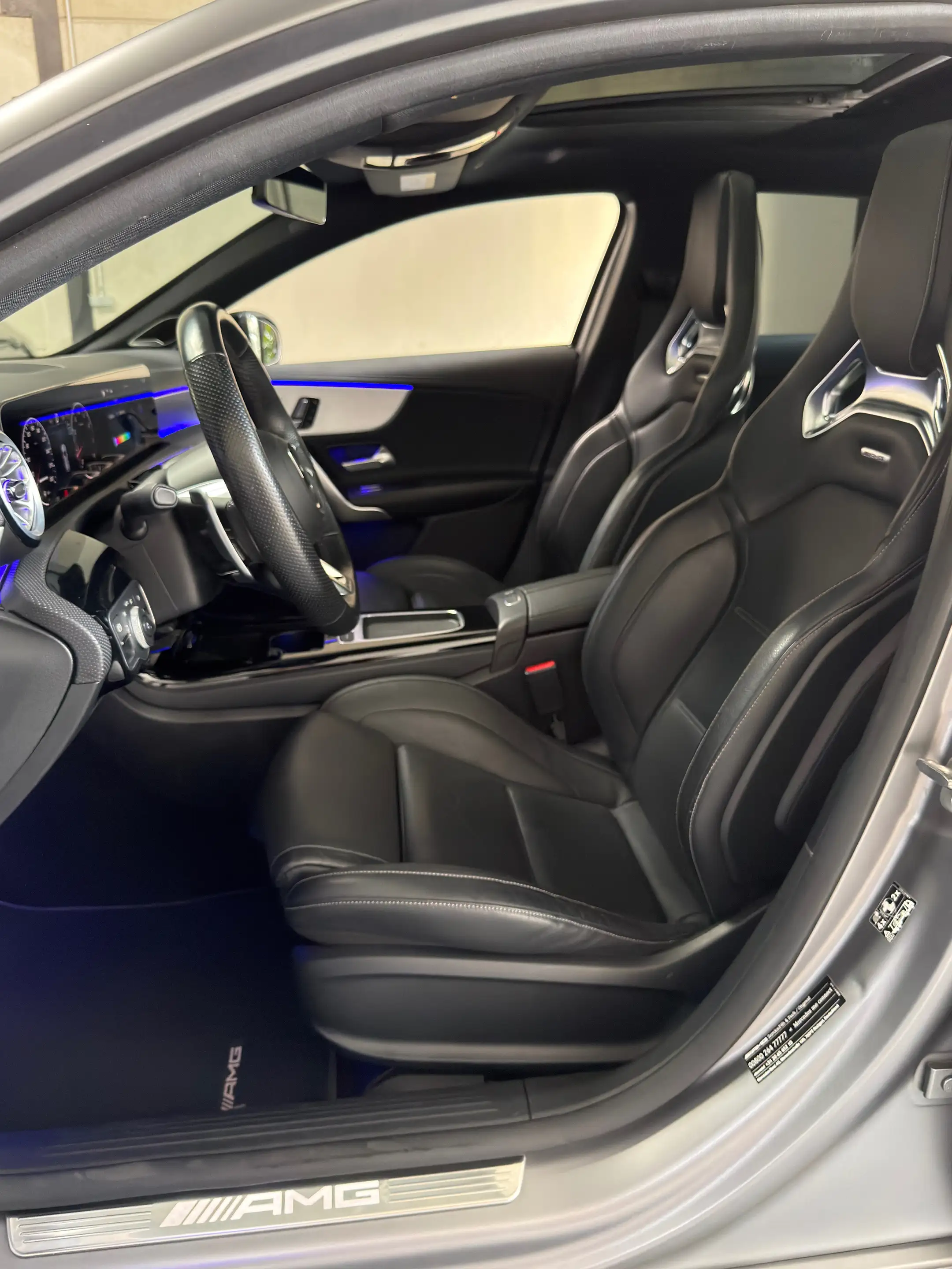 Mercedes-Benz A 45 AMG s Facelift/Mat Grey/Pano/Full/1J garantie — photo 15