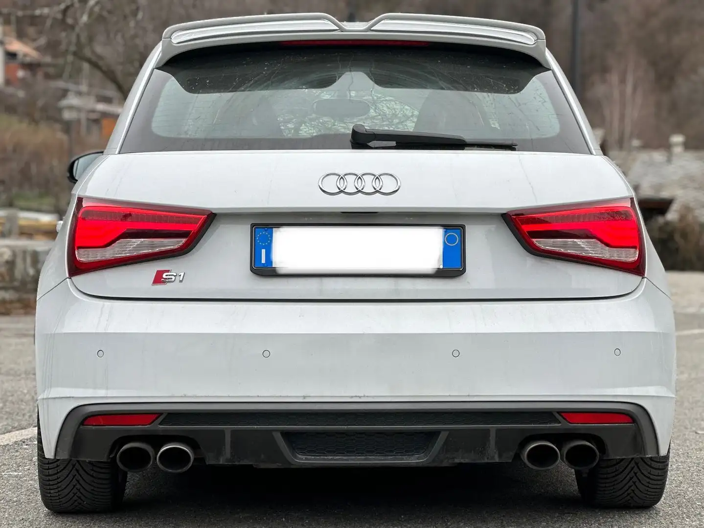 Audi S1 A1 I 2015 SportbackSportback 2.0 tfsi quattro Biały - 2