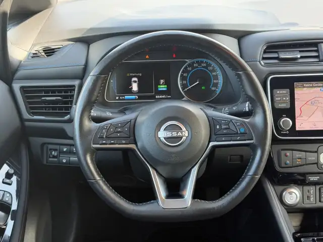 Nissan Leaf view 12