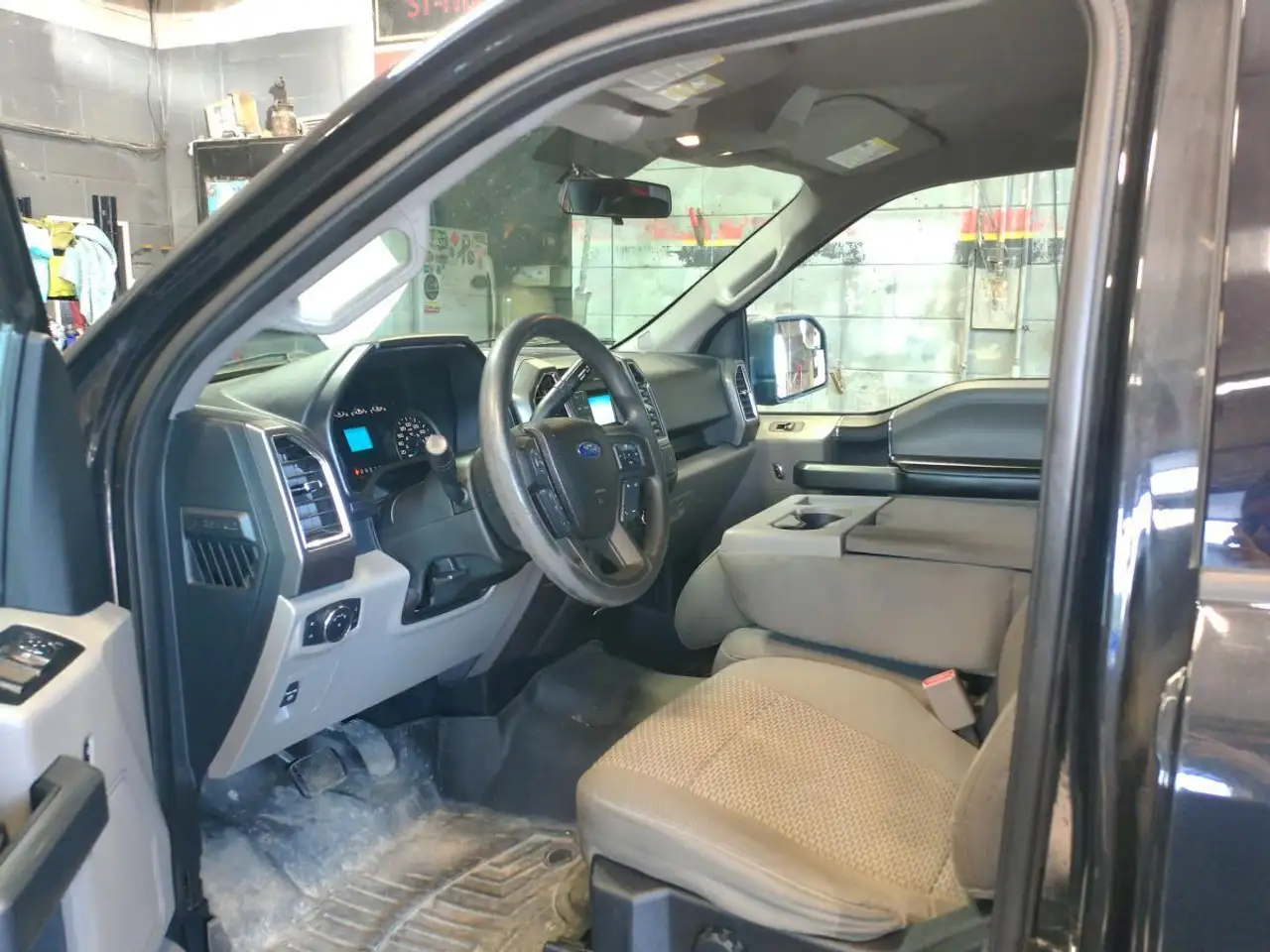 Ford F 150 снимка Ford F 150