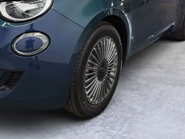 Fiat 500 view 6