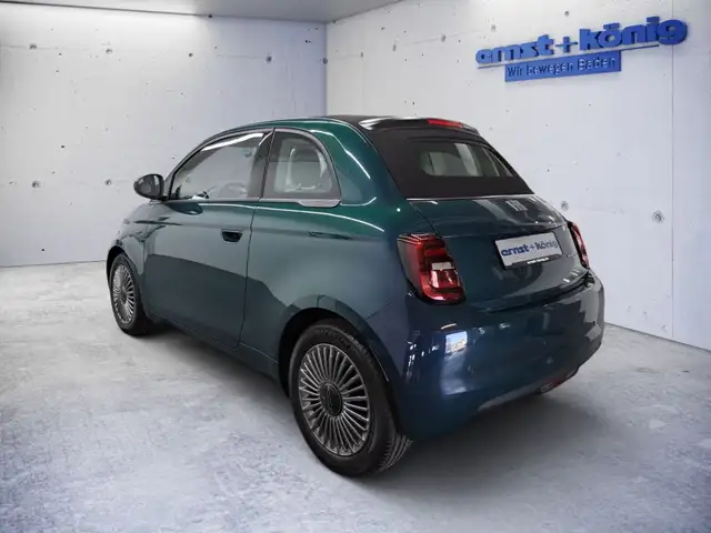 Fiat 500 view 4