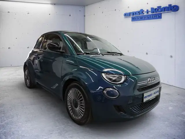 Fiat 500 view 2