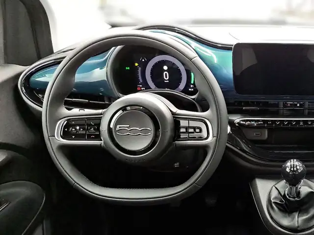 Fiat 500 view 11
