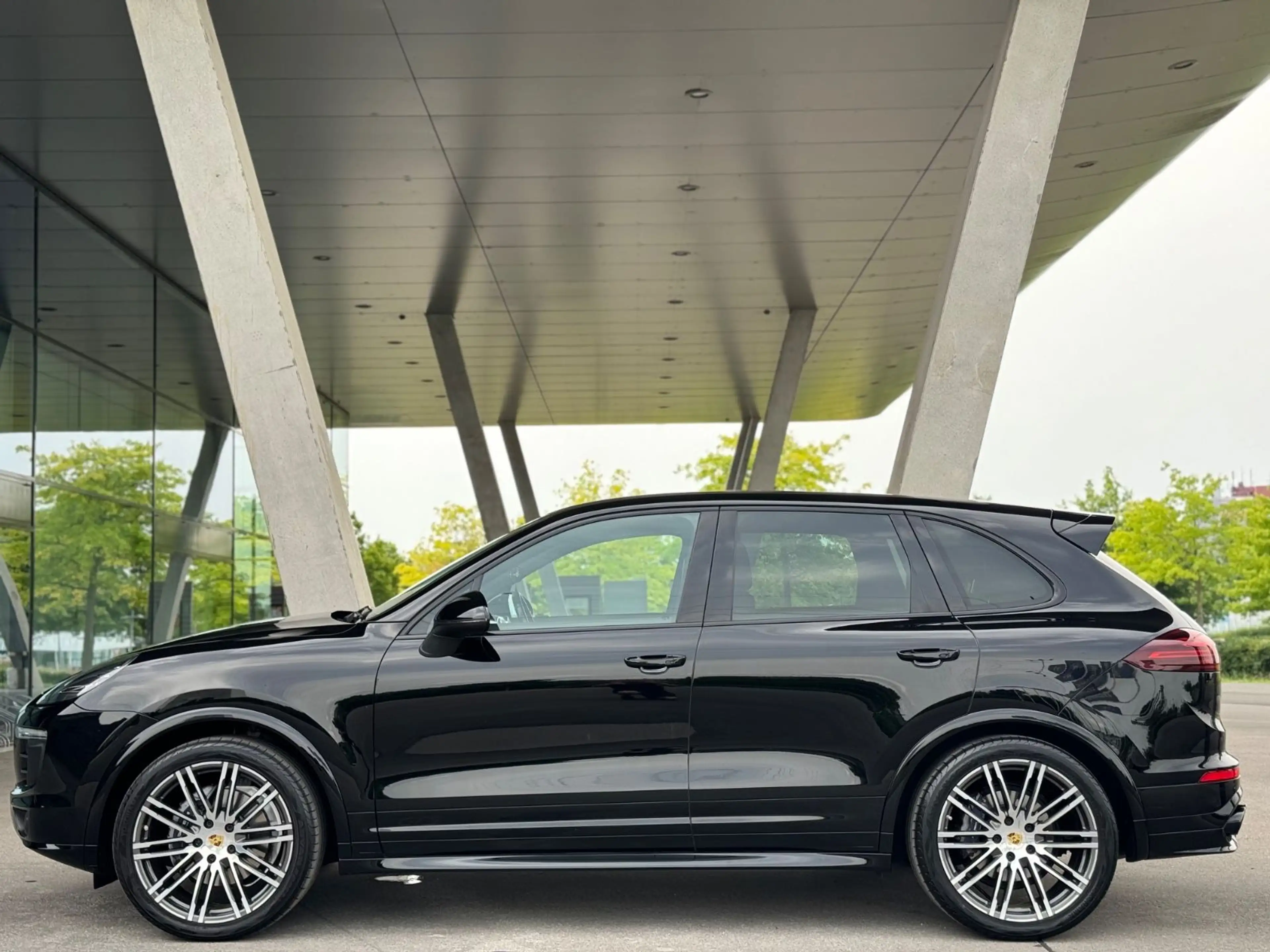 Porsche Cayenne Platinum Edition | SportDesign | Chrono — photo 8