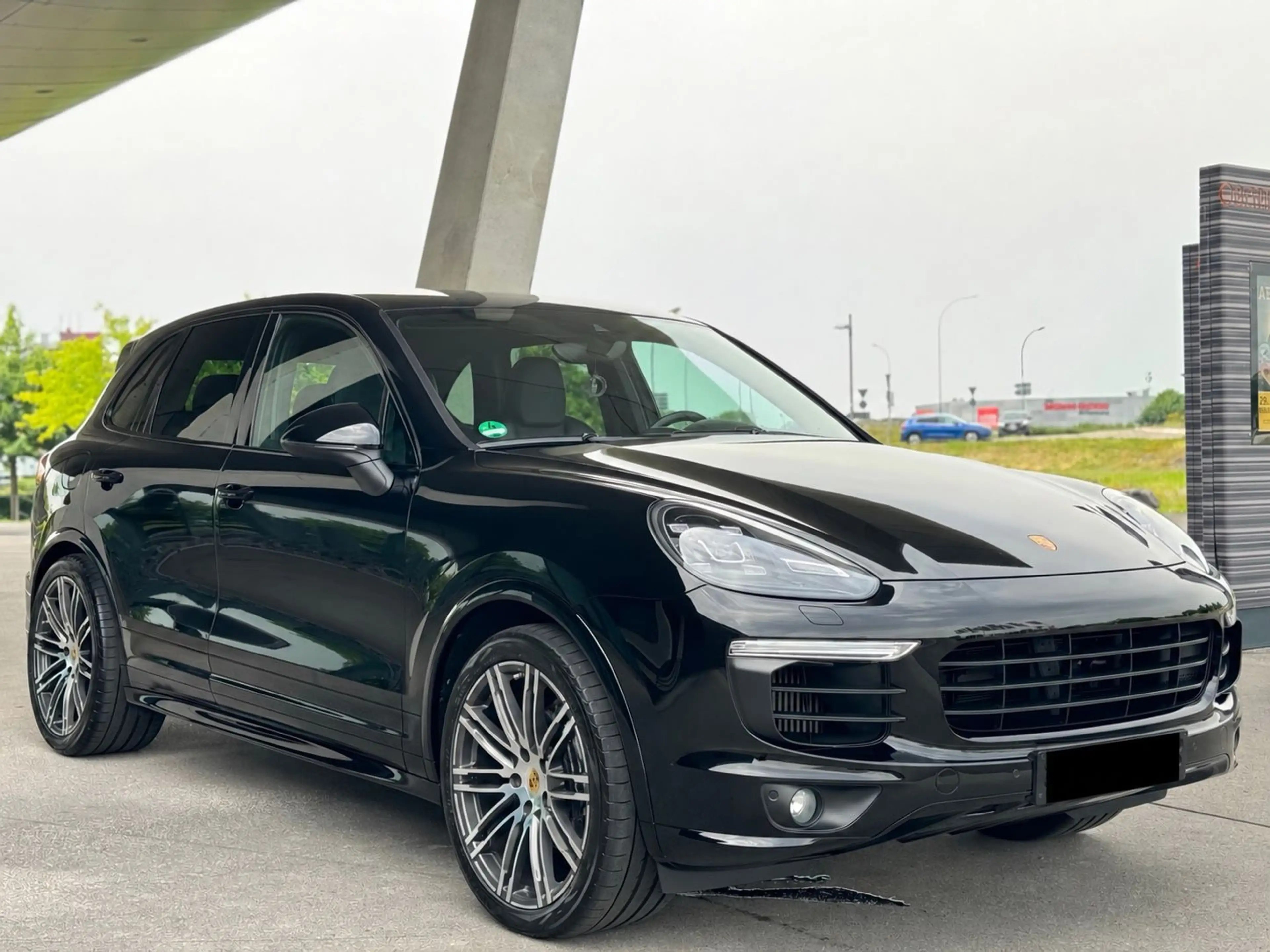 Porsche Cayenne Platinum Edition | SportDesign | Chrono — photo 3